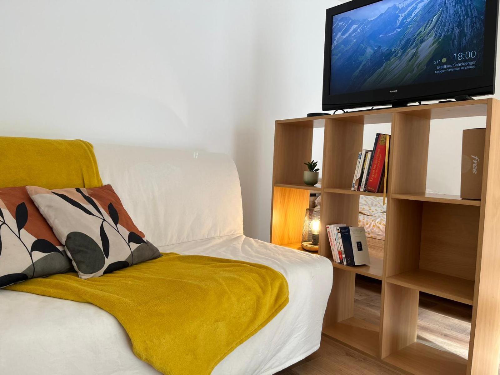 Apartment Studio Cosy Avec Clim Et Terrasse Ideal Couple *