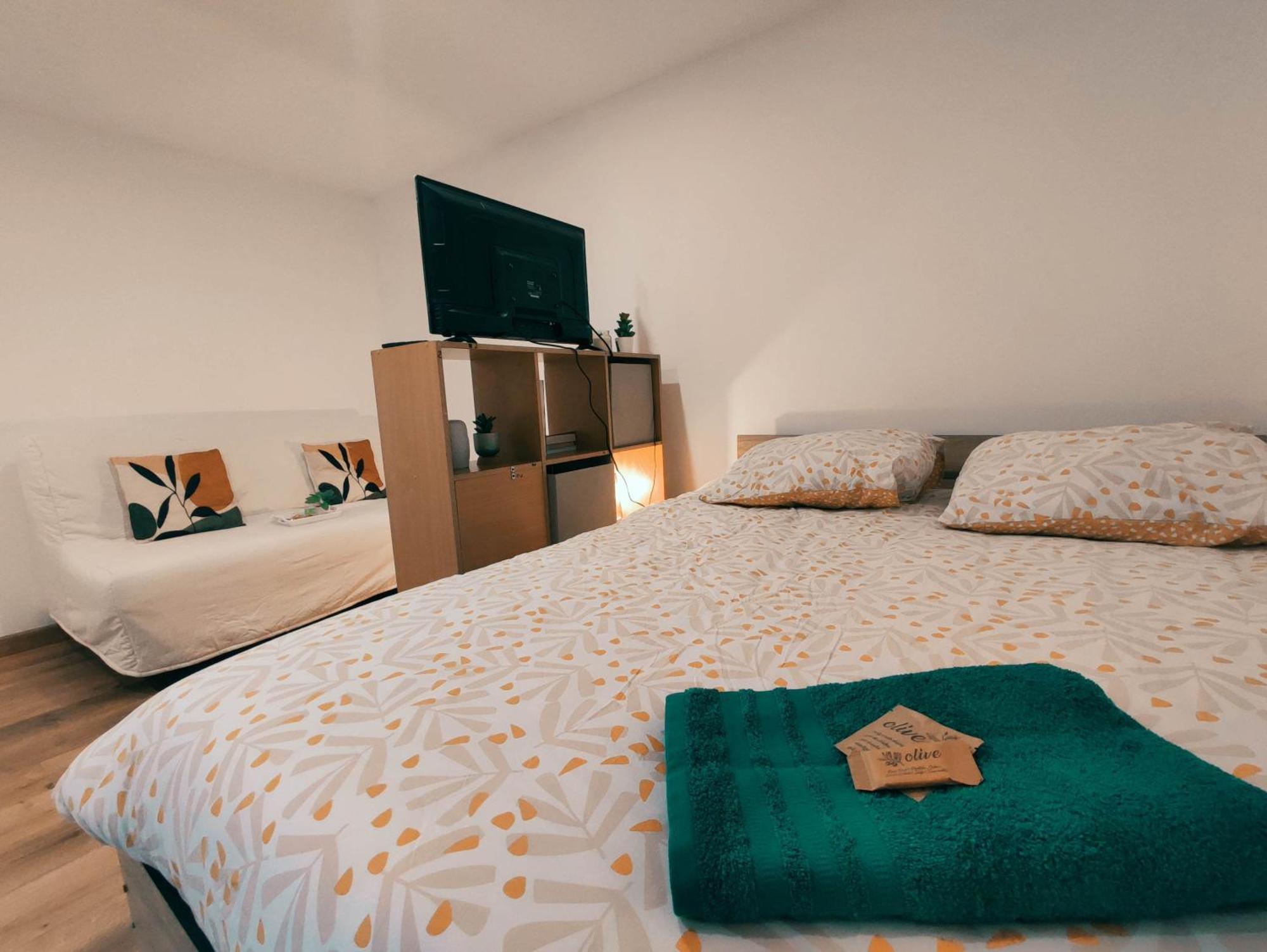 Studio Cosy Avec Clim Et Terrasse Ideal Couple Apartment *